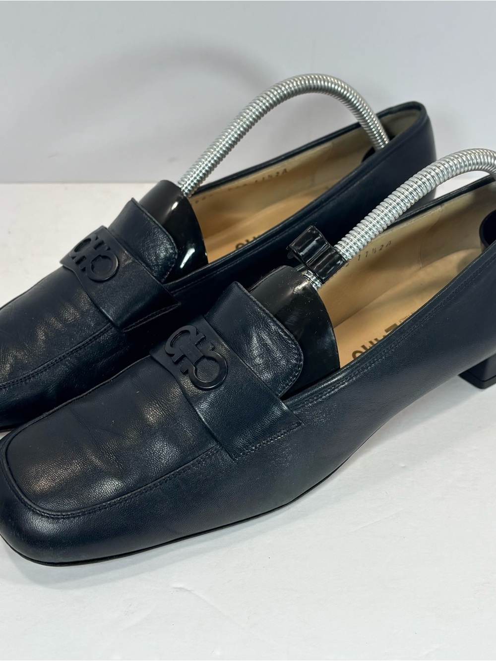 Salvatore Ferragamo Women's Gancini Leather Loafers Slip-On Black Shoes 11.5 A
